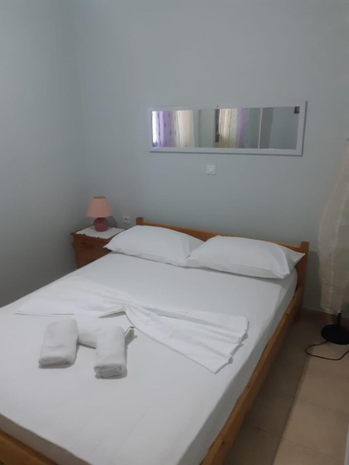 Mohito Beach Apartment 5 Sarandë Eksteriør bilde
